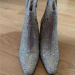 NEW!!!MATISSE Sparkling Rhinestone Ankle Booties